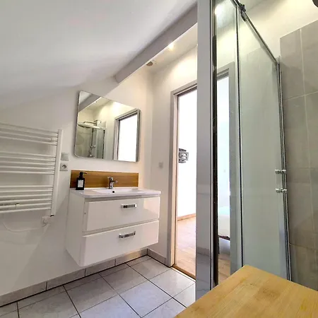 בית נופש Ecu - 6 Pers - Centre-ville - Lumineux