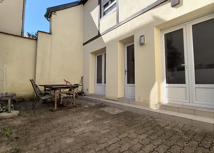 Ecu - 6 Pers - Centre-ville - Lumineux Hébergement de vacances