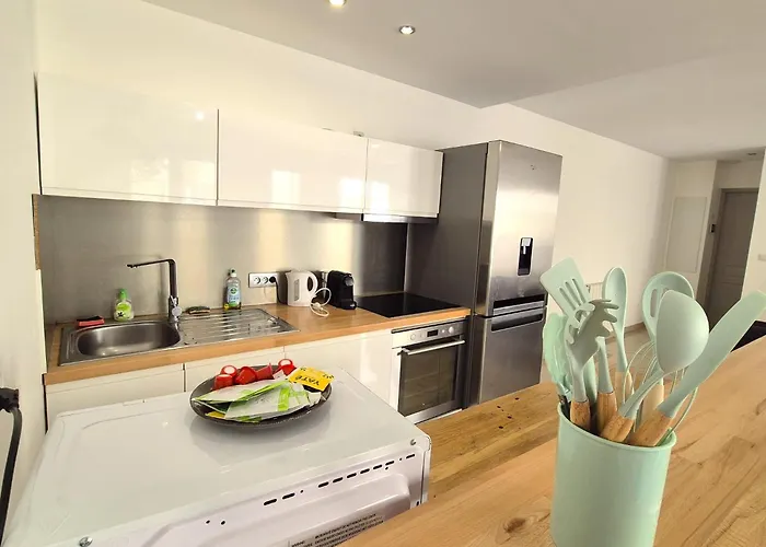 Hébergement de vacances Ecu - 6 Pers - Centre-ville - Lumineux